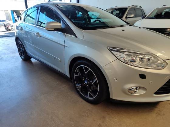 FORD FOCUS 2.0 TITANIUM PLUS 16V FLEX 4P POWERSHIFT